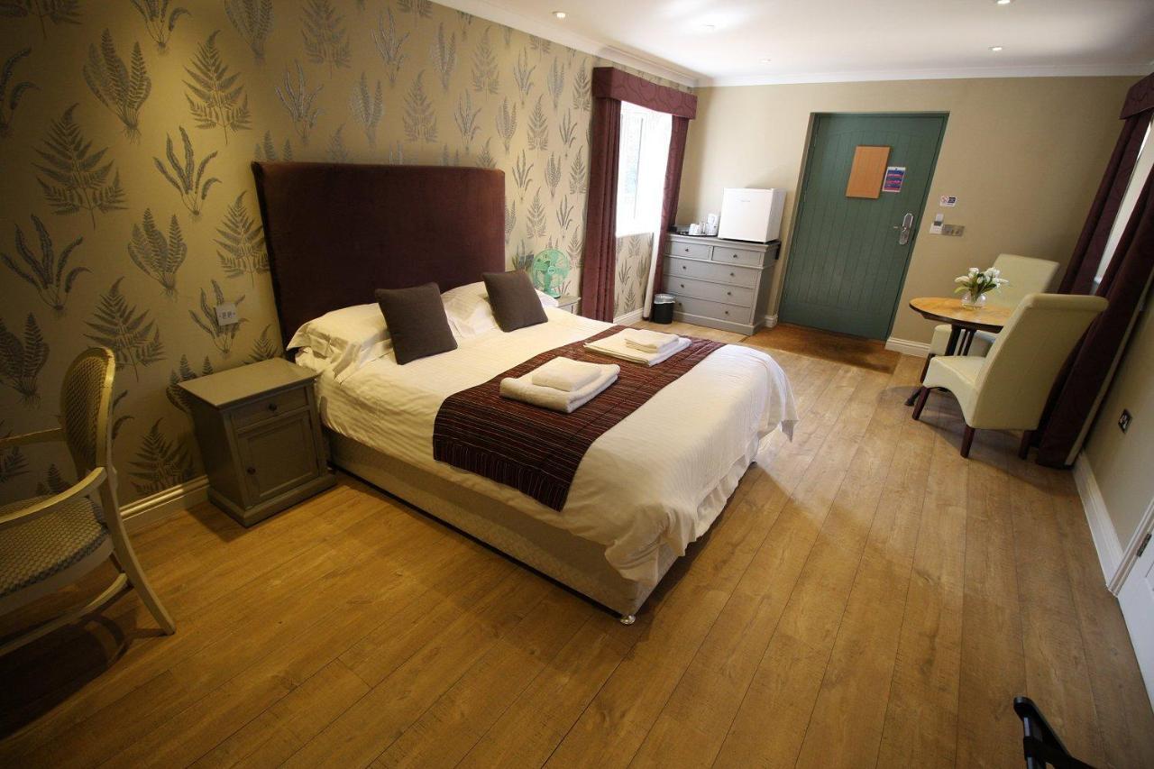 The Sun Inn Swindon Habitación foto